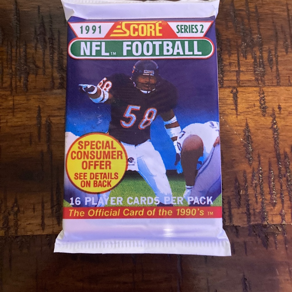 Unopened 1991 score football card pack
